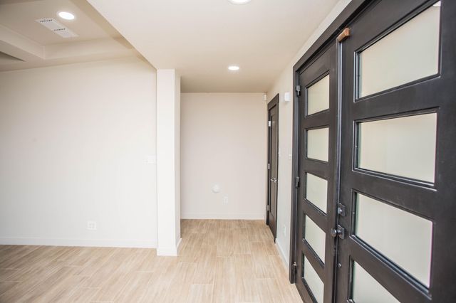 25 E Lakeshore Drive, Ransom Canyon, TX 79366