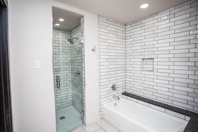 25 E Lakeshore Drive, Ransom Canyon, TX 79366