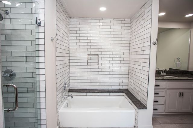 25 E Lakeshore Drive, Ransom Canyon, TX 79366