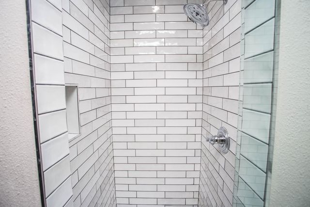 25 E Lakeshore Drive, Ransom Canyon, TX 79366