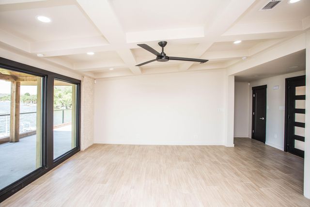 25 E Lakeshore Drive, Ransom Canyon, TX 79366