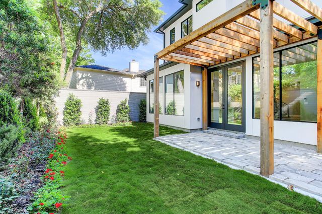 3906 Marquette Street, West University Place, TX 77005