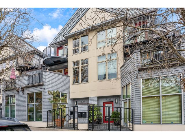 2419 Nw THURMAN St, Portland, OR 97210