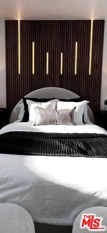 889 Francisco Street 1001, Los Angeles, CA 90017