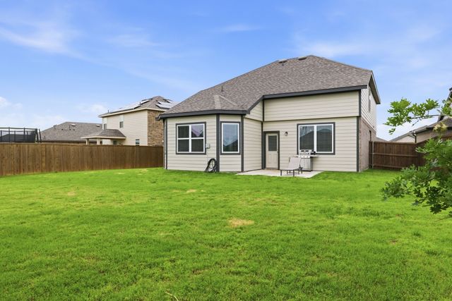119 Lost Oak Drive, Cleburne, TX 76031