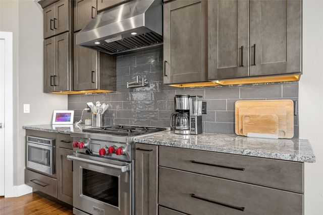 4134 Barbaro Ave, Iowa City, IA 52240