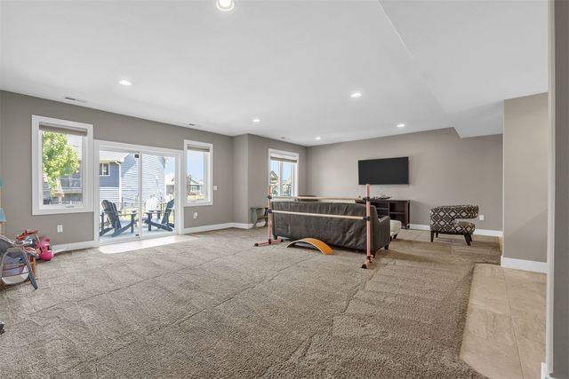 4134 Barbaro Ave, Iowa City, IA 52240
