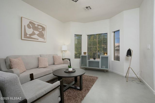 6851 W Kern Drive, Tucson, AZ 85743