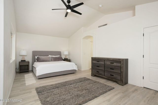 6851 W Kern Drive, Tucson, AZ 85743