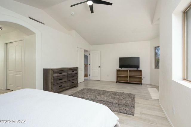 6851 W Kern Drive, Tucson, AZ 85743
