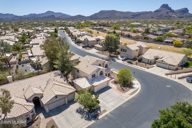 6851 W Kern Drive, Tucson, AZ 85743