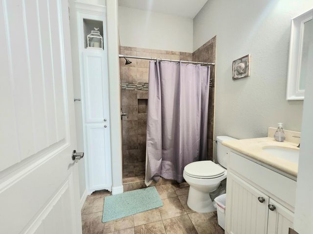 119 Velasco Shores Shore, Surfside Beach, TX 77541