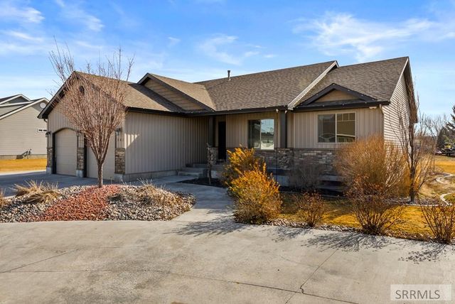 303 S Park Avenue, Firth, ID 83236