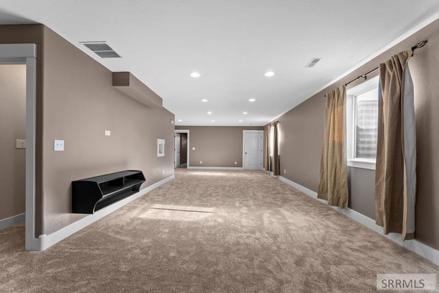 303 S Park Avenue, Firth, ID 83236