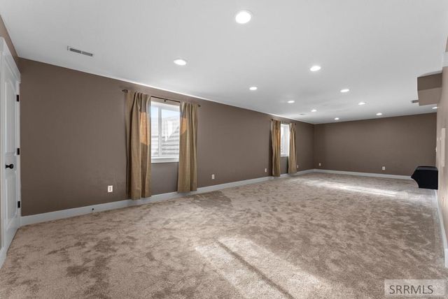303 S Park Avenue, Firth, ID 83236