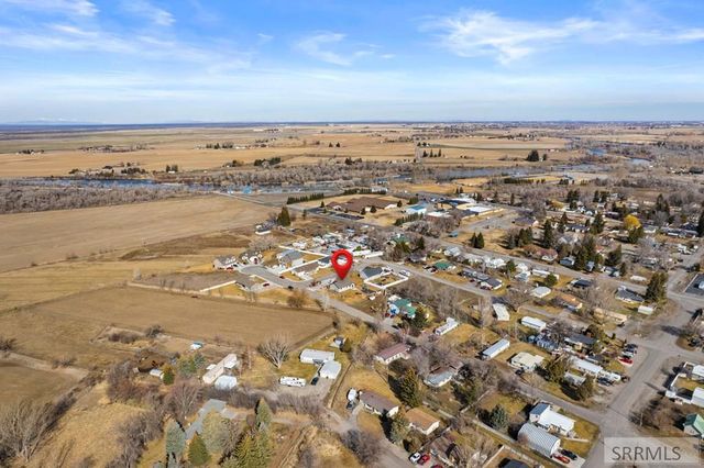 303 S Park Avenue, Firth, ID 83236