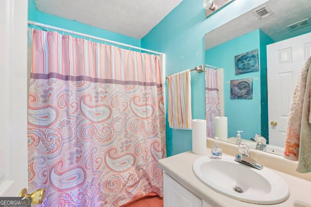 8199 Mckenzie Place, Lithonia, GA 30058