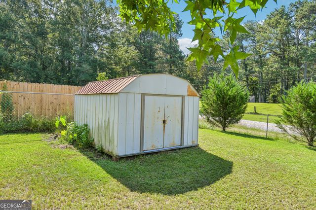 8199 Mckenzie Place, Lithonia, GA 30058