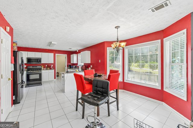 8199 Mckenzie Place, Lithonia, GA 30058