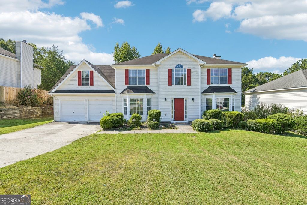 8199 Mckenzie Place, Lithonia, GA 30058