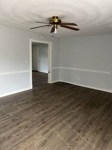 32 Pvt. Dr. 702, County Rd. 1, South Point, OH 45680