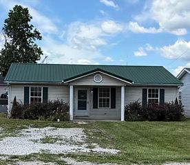 32 Pvt. Dr. 702, County Rd. 1, South Point, OH 45680