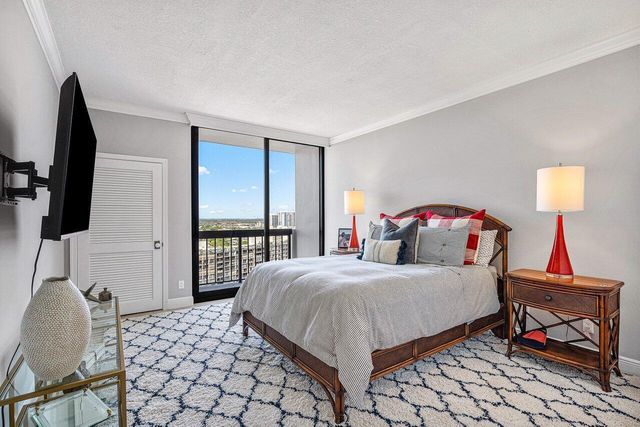 108 Lakeshore Drive 38-ph, North Palm Beach, FL 33408