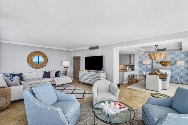 108 Lakeshore Drive 38-ph, North Palm Beach, FL 33408