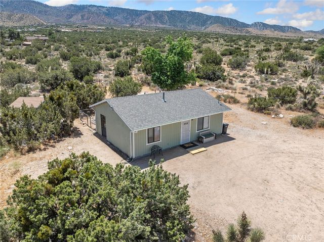 565 Juniper, Pinon Hills, CA 92372