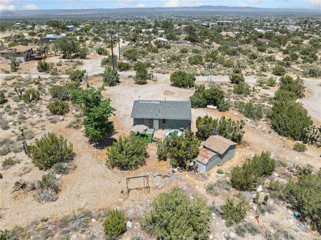 565 Juniper, Pinon Hills, CA 92372