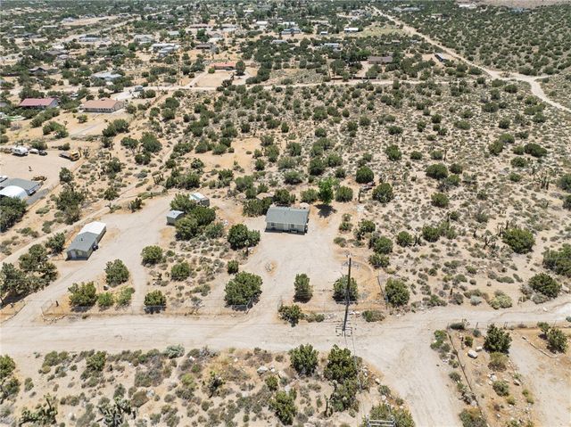 565 Juniper, Pinon Hills, CA 92372
