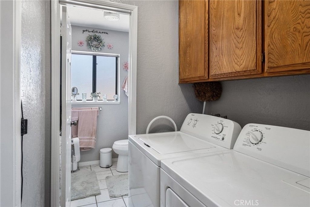 Image 10 of property listing at 565 Juniper, Pinon Hills, CA 92372