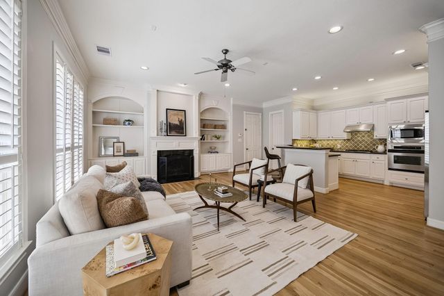 523 Archwood Trail, Houston, TX 77007