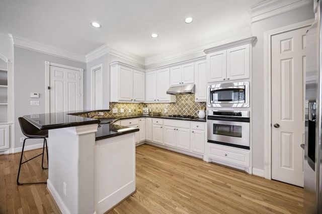 523 Archwood Trail, Houston, TX 77007