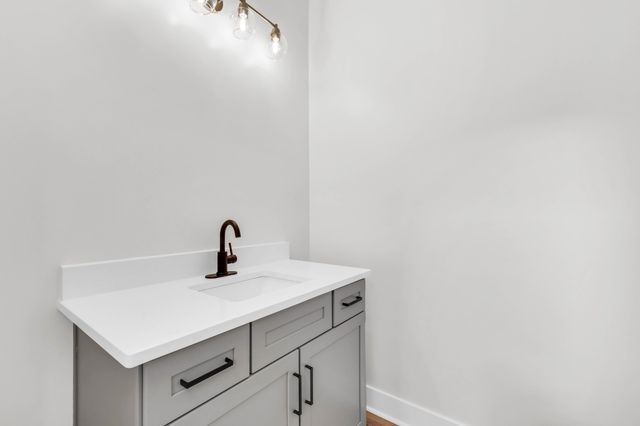 5590 Chambers Rd, Cumberland Furnace, TN 37051