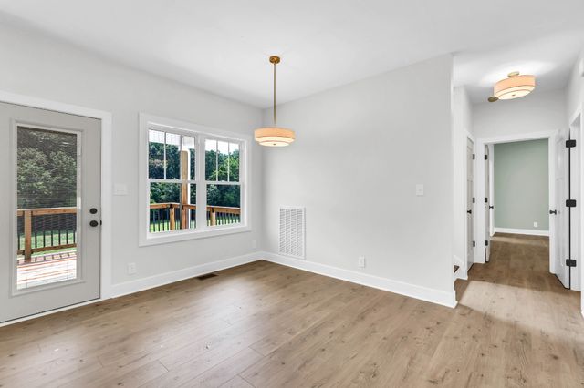 5590 Chambers Rd, Cumberland Furnace, TN 37051