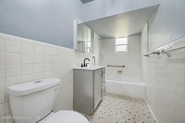 3527 Old Dixie Highway, Mims, FL 32754