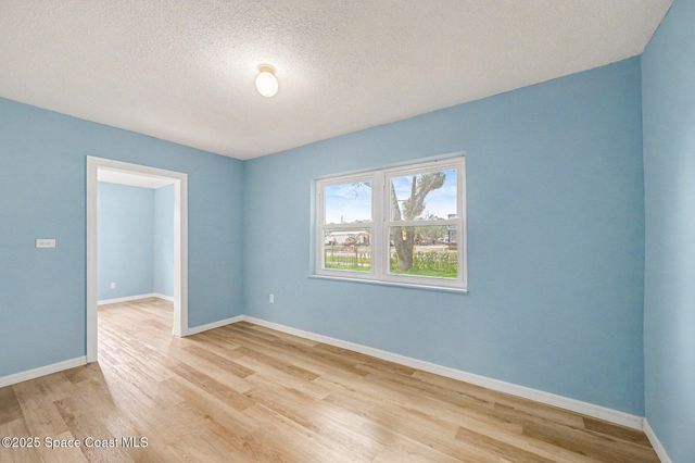 3527 Old Dixie Highway, Mims, FL 32754