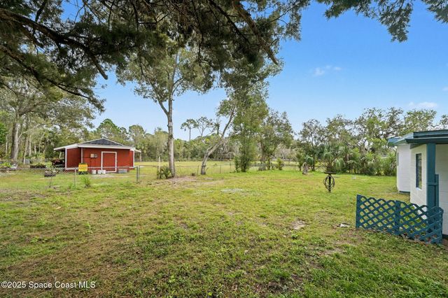 3527 Old Dixie Highway, Mims, FL 32754