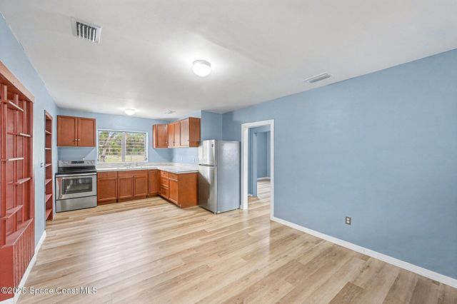 3527 Old Dixie Highway, Mims, FL 32754