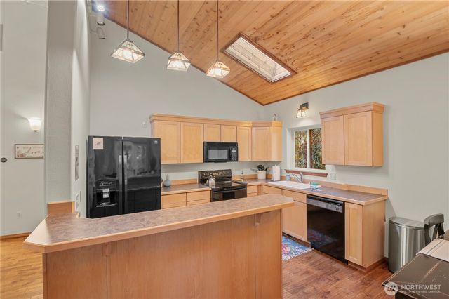 720 N Potlatch Drive N, Hoodsport, WA 98548