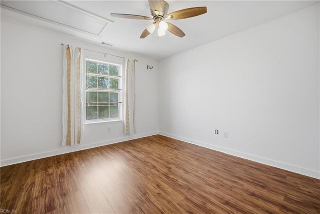 2128 Retreat CT, Virginia Beach, VA 23454