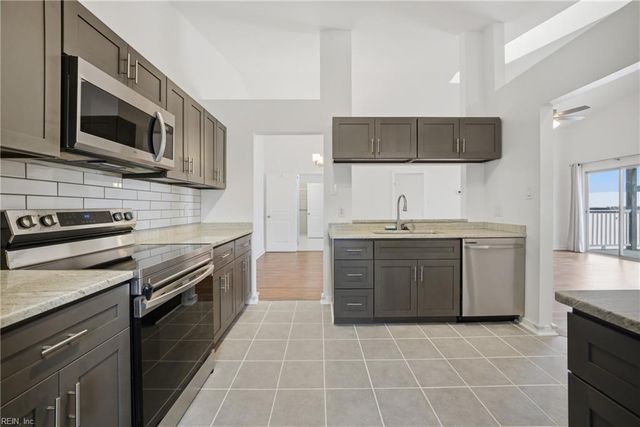 2128 Retreat CT, Virginia Beach, VA 23454