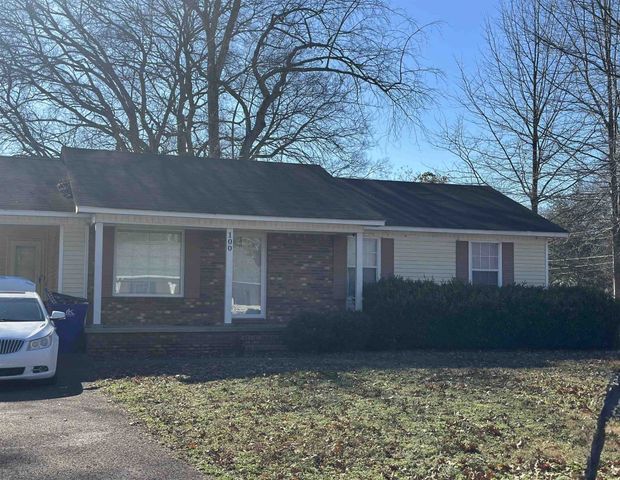 100 UNION CAMP DR, Savannah, TN 38372