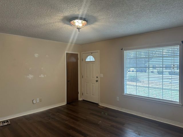 100 UNION CAMP DR, Savannah, TN 38372