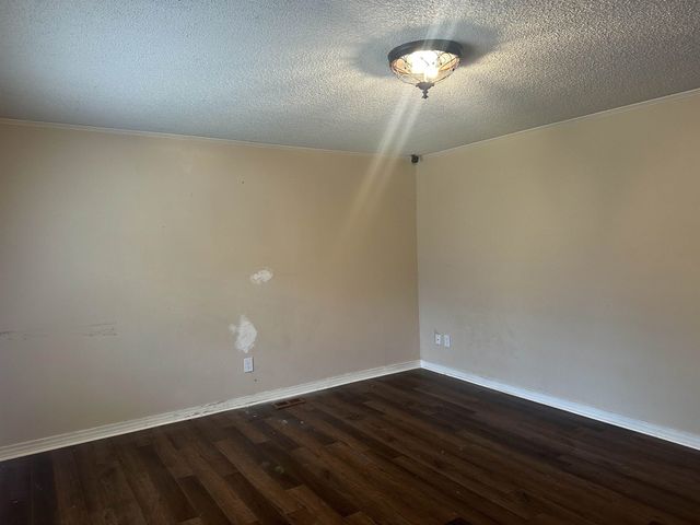 100 UNION CAMP DR, Savannah, TN 38372