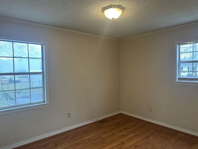 100 UNION CAMP DR, Savannah, TN 38372