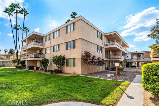 6979 Palm Court 234J, Riverside, CA 92506