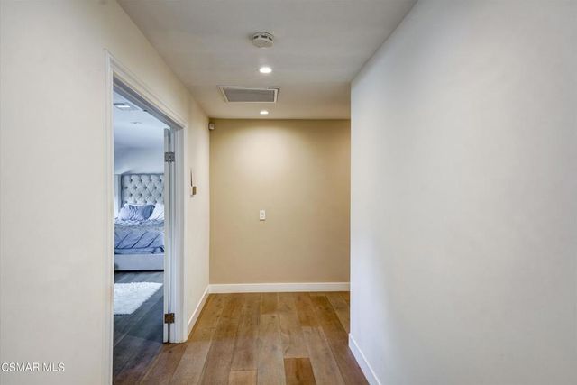 4833 Dunman Avenue, Woodland Hills, CA 91364