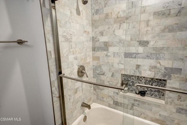 4833 Dunman Avenue, Woodland Hills, CA 91364